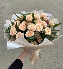 Букет Кремовые розы Латте в Алфиомво