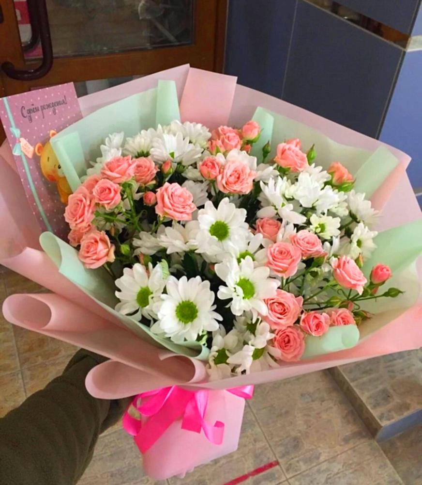 Букет Жемчужная россыпь в Алфиомво Букет цветов из: Розы и Хризантемы в Алфиомво