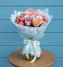 Букет Счастливые мгновение в Алфиомво Букет цветов из:  Хризантемы и Розы в Алфиомво