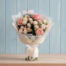 Букет цветов из:  Розы #REPLACE_PRED# Алфиомво