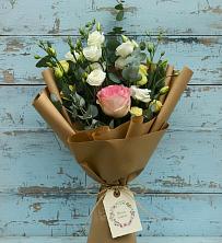 Букет нежный привет в Алфиомво Букет цветов из:  Розы и Лизиантусы в Алфиомво